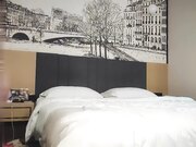 骚气御姐，极品颜值，超棒奶子，被艹得晃呀晃，太带感了