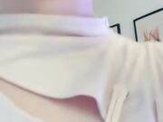 要爽还得靠闺蜜 姐妹露脸一起大秀直播 道具玩弄骚逼展示流出好多白浆