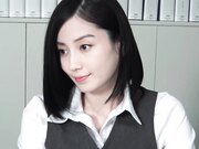 上班被骚扰的漂亮女职员