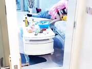 让老婆勾引上门服务的外卖员偷拍 沙发上口交时间紧任务重衣服都没脱就开干