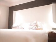 高颜值性感苗条妹子舔奶调情口交上位骑乘自己动猛操呻吟