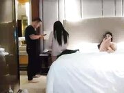 女探花跟哥俩玩4P连续两场很有看点