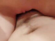 极品姐妹花，小伙家中玩双飞，逍遥赛神仙