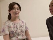 一个天真的女大学生 把自己柔软性感的身体献给了她的学长1