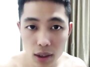 漂亮可爱的小美女和纹身炮友鸳鸯浴口交床上啪啪啪