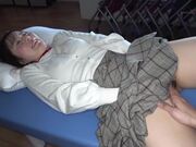 丈夫因无法抵挡其他女人的紧致而失控释放1