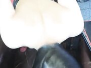 电脑前双飞两个骚浪少妇情趣诱惑 一起舔鸡巴让小哥吃奶子