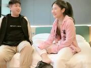 高品质极品颜值骑坐马尾外围妹 每种姿势来一遍骑乘打桩机特别爽