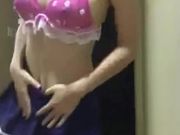 一个小小的跳蛋就自慰到出白浆了