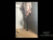 床肏翻了下地继续肏肏骚货永不停止