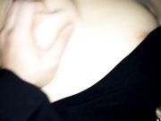 黑絲靚妹主動坐车来約會奶大水多