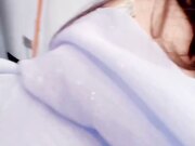 强闯卫生间狂操洗澡的表妹换上萝莉塔装扣弄粉嫩的小逼鸡巴抽插流出羞耻的白浆内射粉嫩无毛穴浓浓精液