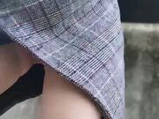 开档丝袜真空装骚逼少妇户外勾引大爷激情啪啪 露脸口交大鸡巴让大爷后入爆草