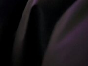 开车不小心撞到人，下车一看，一位貌美如仙的女生倒在了地上