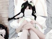 娇小型古风小萝莉被大鸡巴操尿了