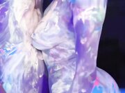 推特52万粉名气女神 最新付费 全身涂满萤光颜料 在密室内激情造爱