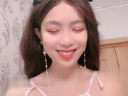 骚货美女喜欢大鸡巴