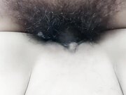 披肩短发无毛逼极品小少妇被大哥草了，全程露脸特展示蝴蝶骚穴，激情上位让大哥玩着奶子爆草，高潮冒白浆