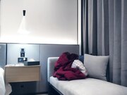 美艳动人，女神一对豪乳诱人，激情啪啪猛操激情四射