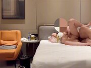 让她cos着装，衣服一穿仙气飘飘，干起来感觉就是不一样