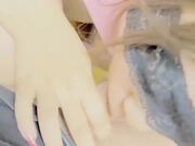 老婆不在家 小姨子穿着黑丝来勾引我 大鸡巴插她小骚逼