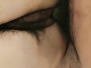 甜美少女外表呆萌卡哇伊 多毛穴 被炮友摸穴表情很享受 后入操的嗯嗯呻吟