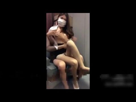 炮友妹子带着小姐妹一起来嗨皮