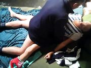 小鸡鸡老大爷不戴套干靓妹舔一点口水做润滑剂