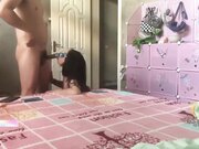 女婿和岳母偷晴3次内容中途女儿突然给妈妈发视频