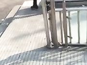 街拍射在美女黑丝袜上 真刺激