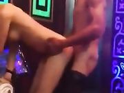 国际皇家会所小姐挺热情 在KTV就迫不及待提枪上马