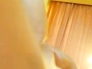 眼镜妹奶子坚挺够大吃JJ很仔细还对着镜头摆剪刀手普通话对白