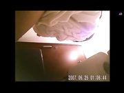 美女如云的餐厅高级坐厕偷拍