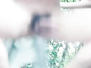 风骚少妇野外约炮 射了一嘴 说好恶心 等男的再硬了开始干第二炮