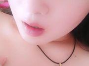 D奶美女主播胡蘿蔔插逼自慰大秀