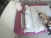 四眼屌丝男艳福不浅极品身材白嫩女友被调教非常淫荡裤子半脱强行后入连干2炮用手暴力抠逼干的妹子求饶哭腔叫爸爸