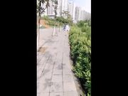 方言对白戏精网红刘婷精彩演绎街头被债主逮着没有钱换睡一觉抵债对白精