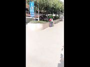 方言对白戏精网红刘婷精彩演绎街头被债主逮着没有钱换睡一觉抵债对白精