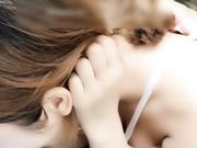 高颜值女神美女公园散步时被人尾随搭讪挑逗后在凉亭啪啪