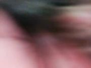 十分淫荡大奶少妇美女手上带上避孕套插穴自慰 喷水高潮 还用自慰棒插菊花