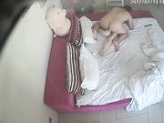 猥琐男调教性感漂亮女友喊爸爸 女不同意被男的用手暴力扣插到高潮