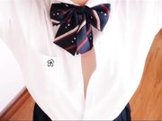 网红少女-三寸萝莉之JK制服滋味潮喷篇 粗阳具抽插潮吹喷水 高潮浪叫嘴里说着好舒服