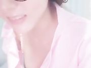 美女道具自慰 男女喷啪啪秀 这次换上白丝 男的终于射了 还是口爆