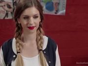 暴力捆绑深喉巨乳双马尾粉穴嫩妹看的好爽好过瘾