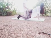 网络红人VV姐大清早穿着黑色蕾丝裤袜高跟和炮友乡下田间的丛林野战108P高清无水印