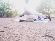 网络红人VV姐大清早穿着黑色蕾丝裤袜高跟和炮友乡下田间的丛林野战108P高清无水印