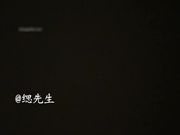 靴下绅士2018年复出作品第2弹-96年超靓女神妹子丝袜足交啪啪,洪水泛滥,嘴里喊着:不要,不要.身体却拼命迎