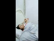 网红演绎早上起床叫外卖 穿的太性感遭起色心的外卖哥强干颜射听她呼喊很是让人兴奋