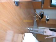 吐血推荐长得像奶茶妹的嫩模酒店私拍 摄影师让她手穿着丝袜自慰