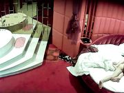 单位中年男领导和漂亮女下属酒店偷情,男的真猛干完后女的睡着了还不放过继续把她操醒,干完后接着又操!国语_cli